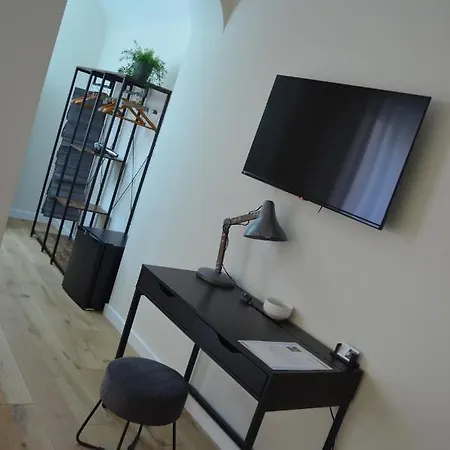 Il Cortile Del Principe カステル・ディ・サングロ